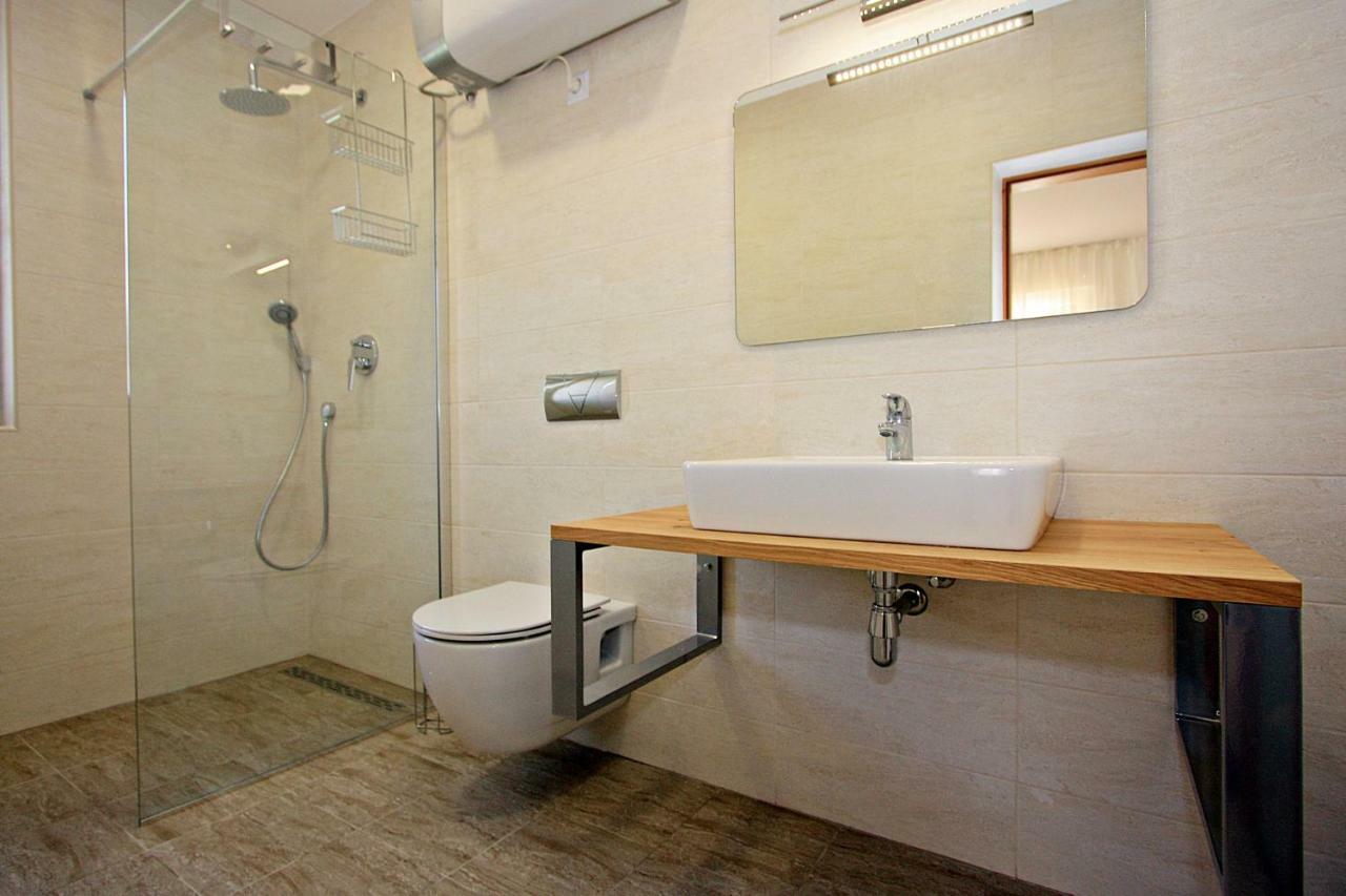 Villa V&D Milna  Ngoại thất bức ảnh