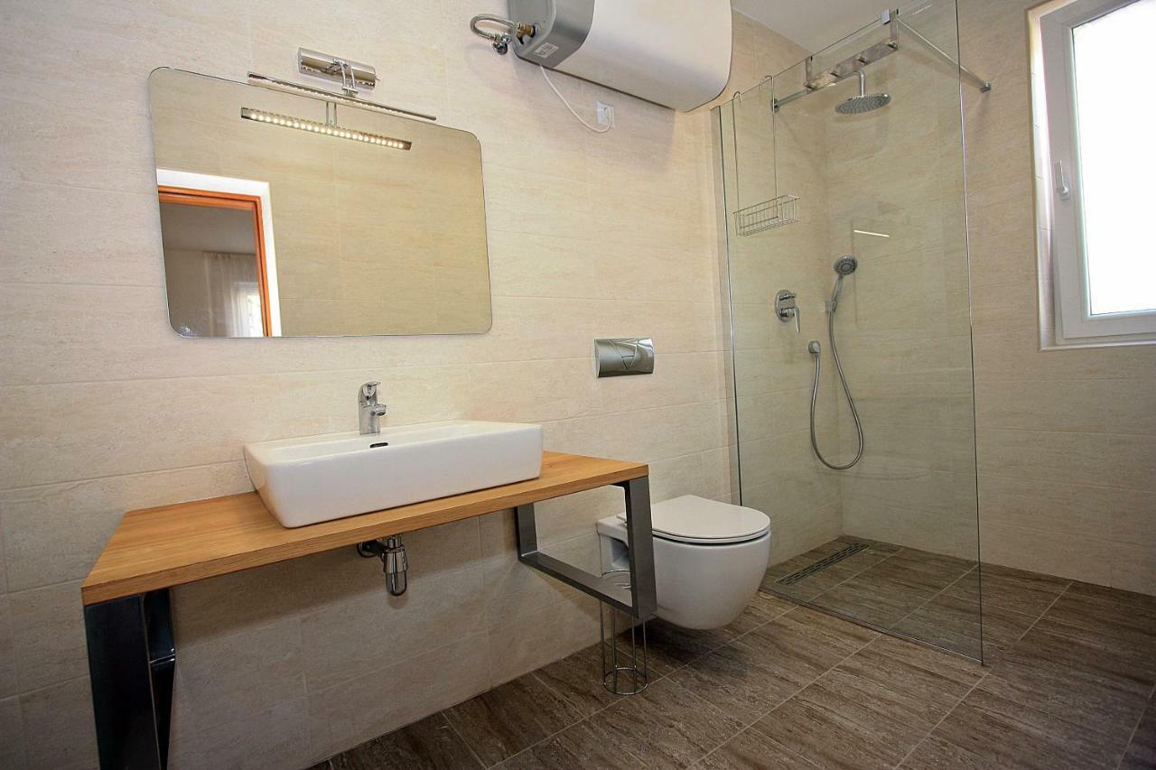Villa V&D Milna  Ngoại thất bức ảnh