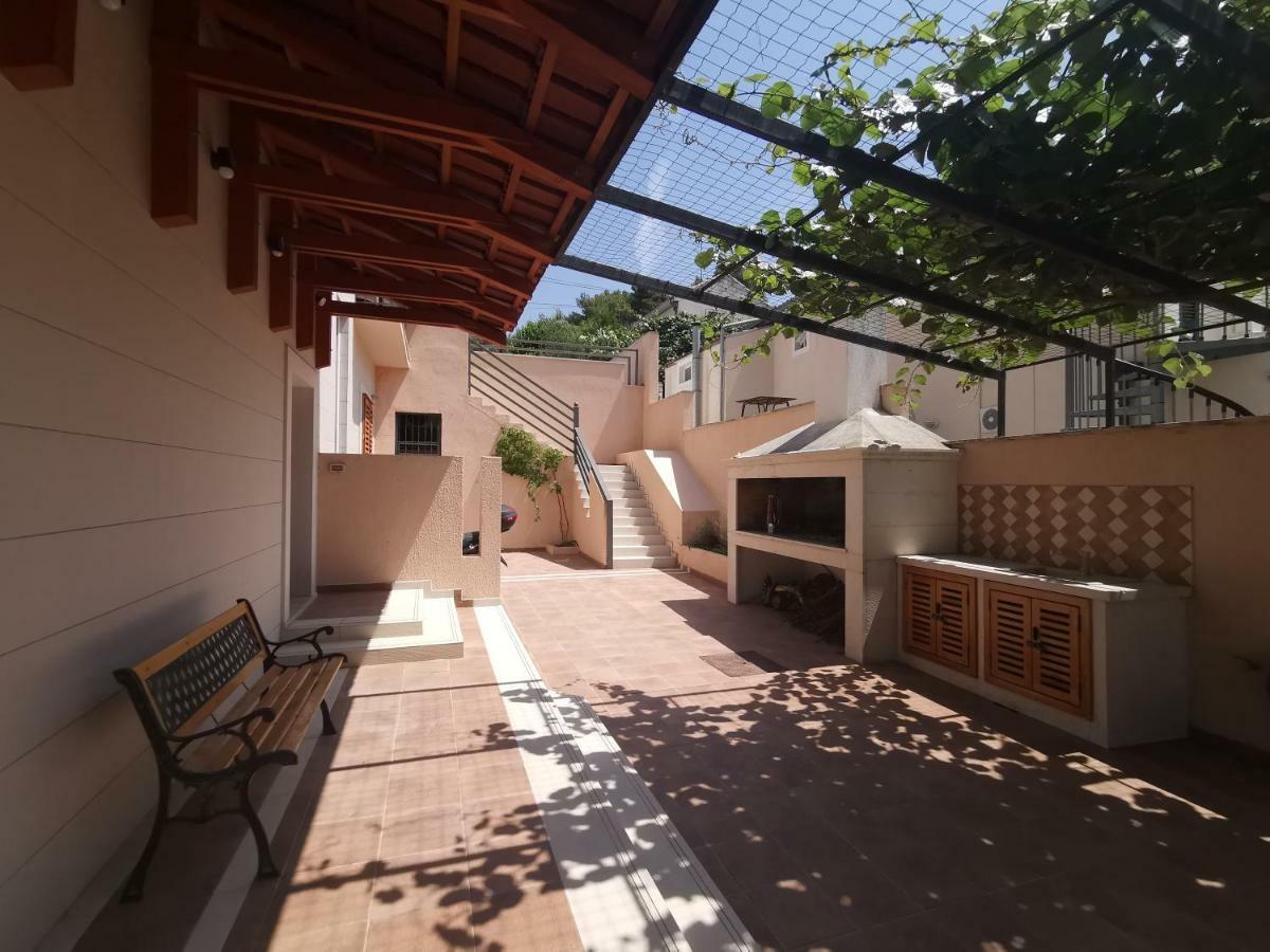 Villa V&D Milna  Ngoại thất bức ảnh