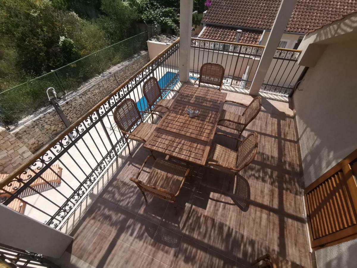 Villa V&D Milna  Ngoại thất bức ảnh